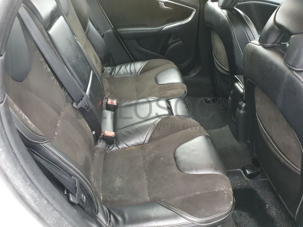 Volvo V40 · Ano 2015