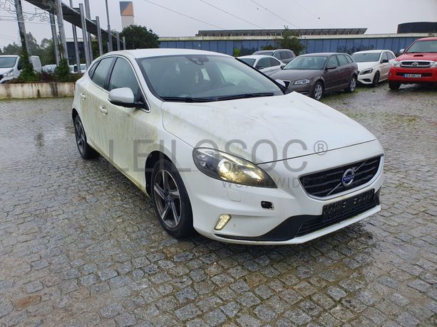 Volvo V40 · Ano 2015