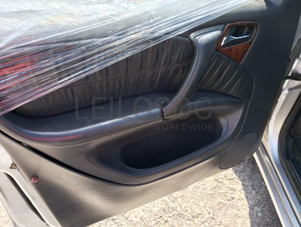 Mercedes-Benz ML 270 · Ano 2000