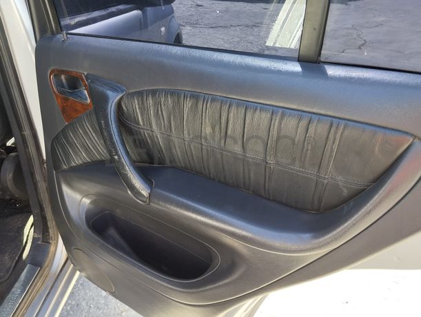 Mercedes-Benz ML 270 · Ano 2000