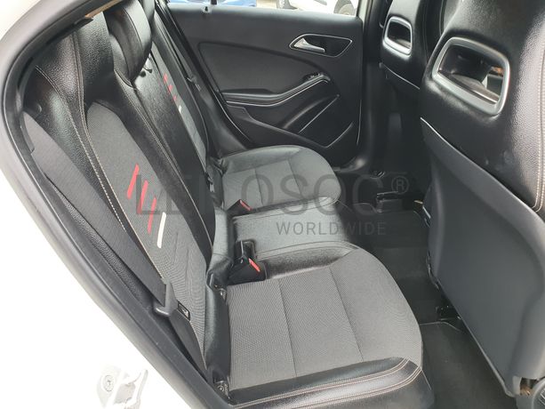 Mercedes-Benz A160D · Ano 2016