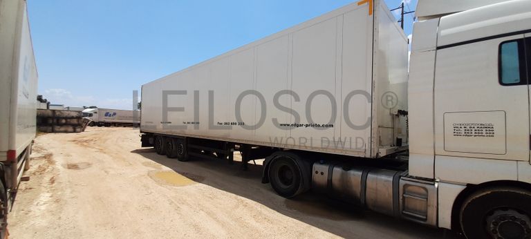 Semirreboque Schmitz SKO24