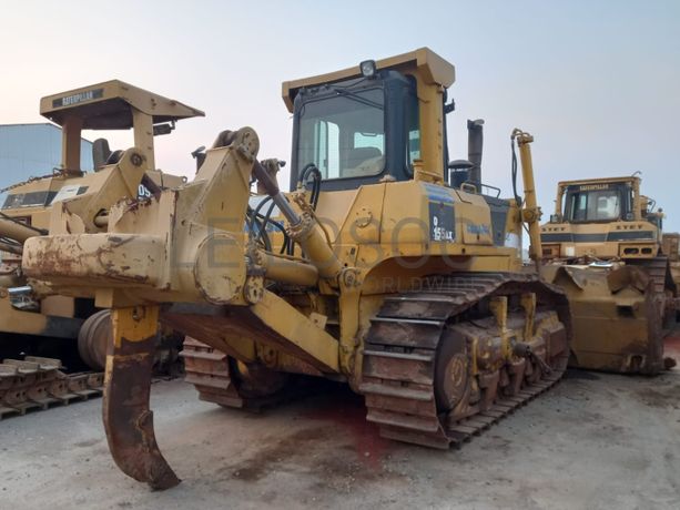 Bulldozer (40T) KOMATSU D155AX-5B
