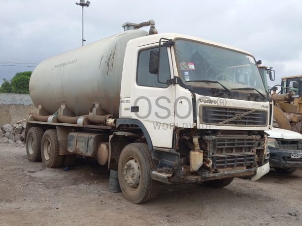 Autotanque de Água (18 M3) VOLVO FM 13-400 (6x4)