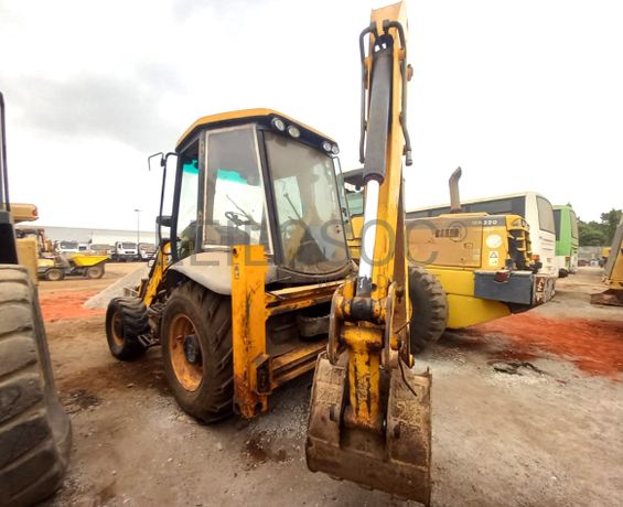 Retroescavadora JCB 3CX
