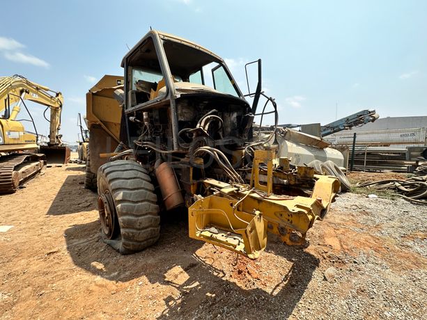 Dumper articulado (30T) Caterpillar 730