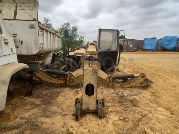 Multicarregador CATERPILLAR TH 360 B