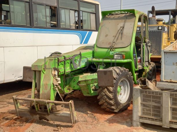 Multifunções carregador MERLO