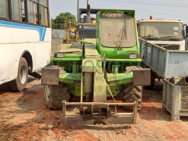 Multifunções carregador MERLO