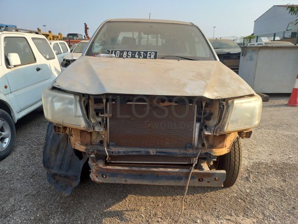 TOYOTA HILUX 4X4 CD STD 5L