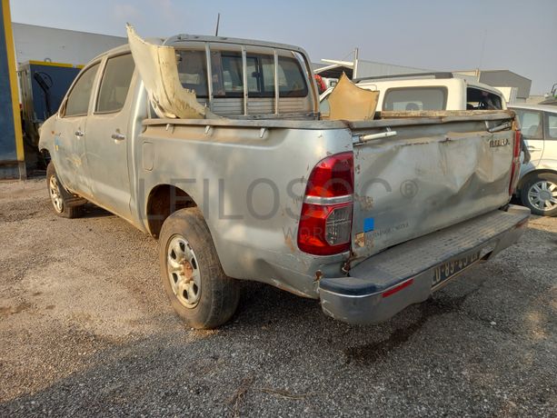 TOYOTA HILUX 4X4 CD STD 5L