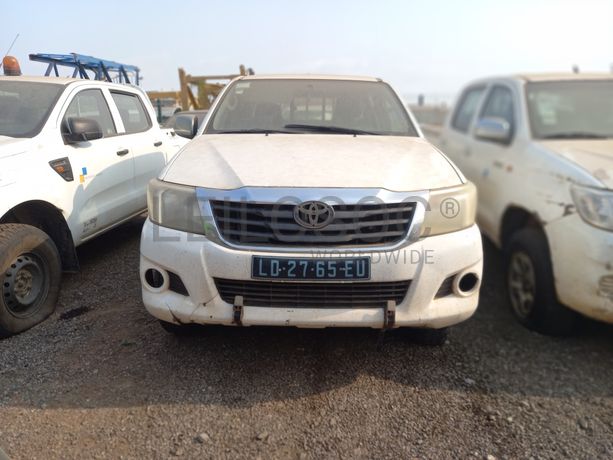 TOYOTA HILUX 4X4 CD STD 5L