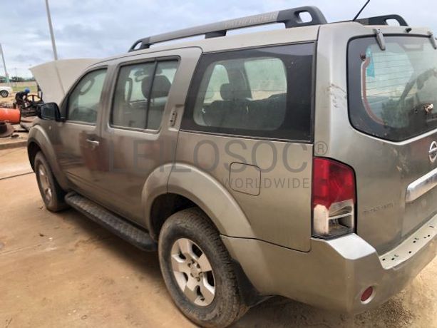 NISSAN PATHFINDER