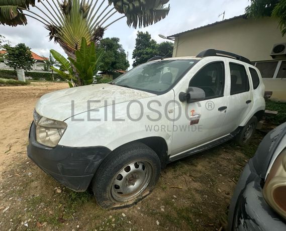 RENAULT DUSTER