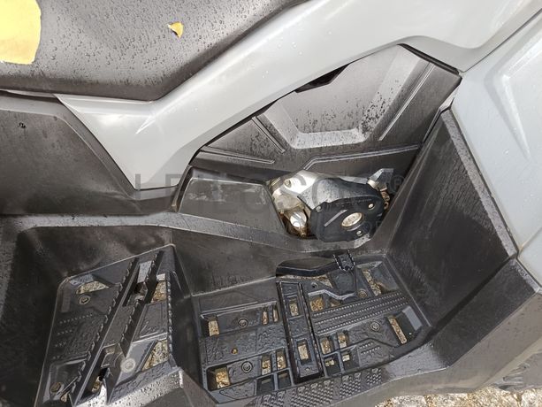 Moto 4 BRP Can-am Outlander · Ano 2022