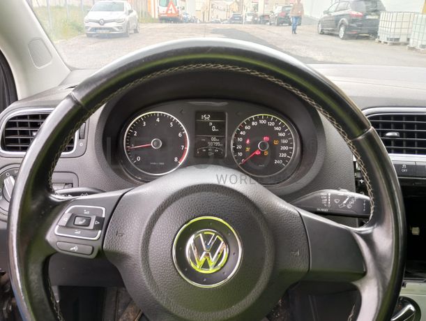 Volkswagen Polo 1.2 · Ano 2013