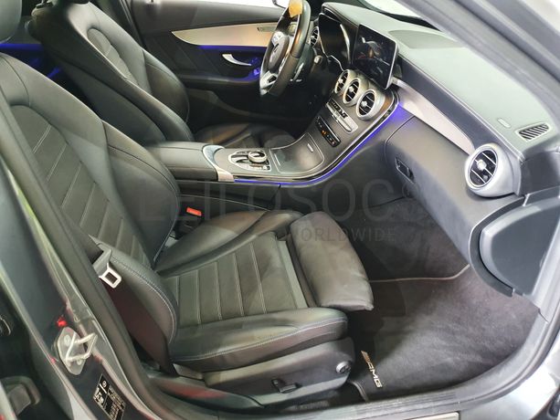 Mercedes-Benz C300 DE AMG Night Edition · Ano 2020