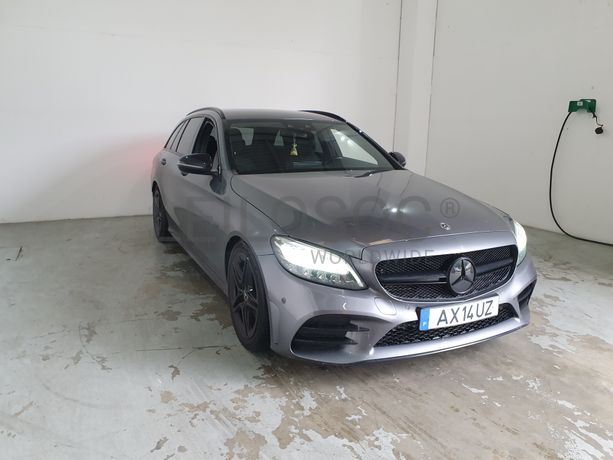 Mercedes-Benz C300 DE AMG Night Edition · Ano 2020