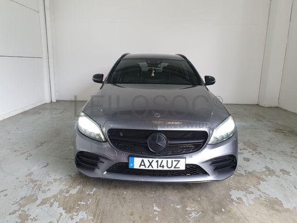 Mercedes-Benz C300 DE AMG Night Edition · Ano 2020
