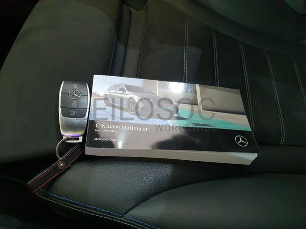Mercedes-Benz C300 DE AMG Night Edition · Ano 2020