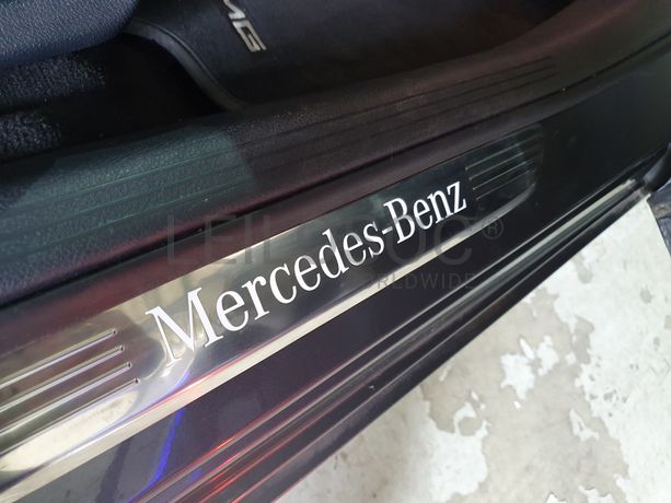 Mercedes-Benz C300 DE AMG Night Edition · Ano 2020