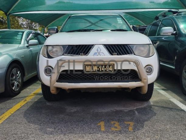 Mitsubishi L200 Triton · Ano 2008