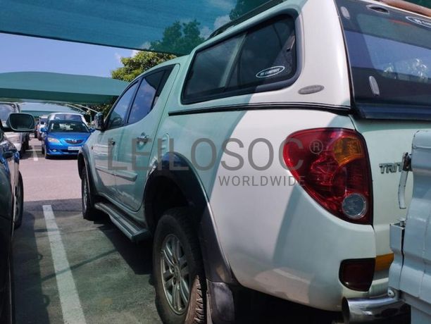 Mitsubishi L200 Triton · Ano 2008