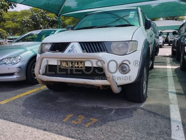 Mitsubishi L200 Triton · Ano 2008