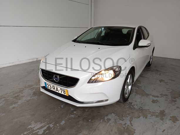 Volvo V40 2.0D · Ano 2016