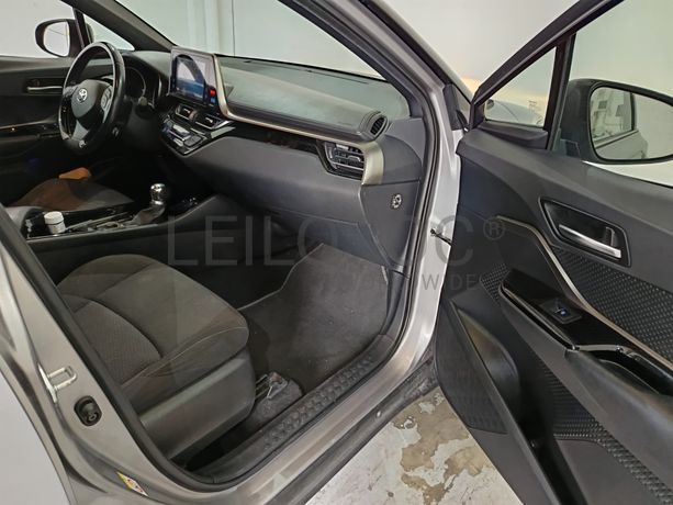 Toyota C-HR 1.8 Hybrid Comfort+Pack Style · Ano 2019