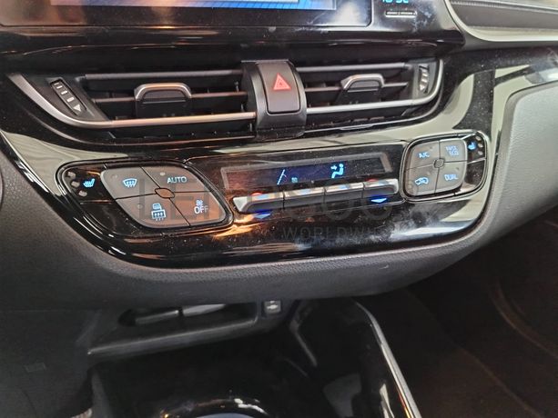 Toyota C-HR 1.8 Hybrid Comfort+Pack Style · Ano 2019