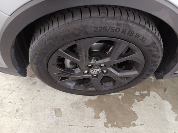 Toyota C-HR 1.8 Hybrid Comfort+Pack Style · Ano 2019