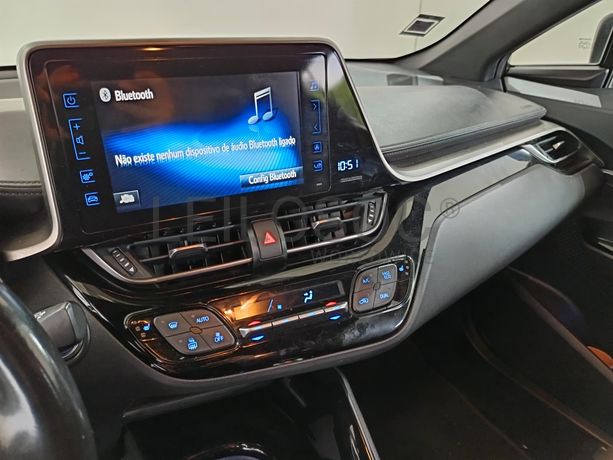 Toyota C-HR 1.8 Hybrid Comfort+Pack Style · Ano 2019