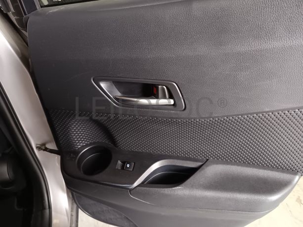 Toyota C-HR 1.8 Hybrid Comfort+Pack Style · Ano 2019