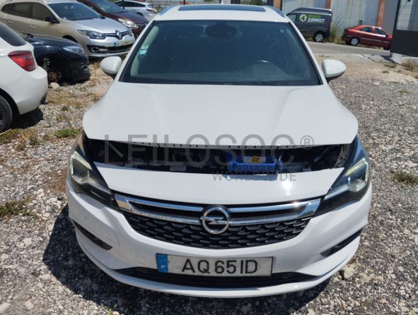 Opel Astra K Sports Tourer · Ano 2017