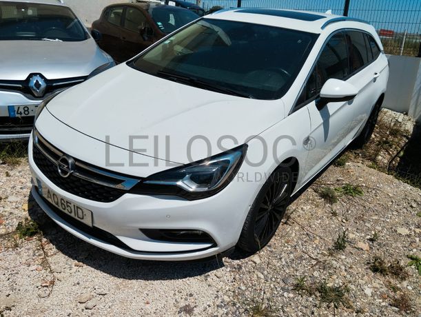 Opel Astra K Sports Tourer · Ano 2017