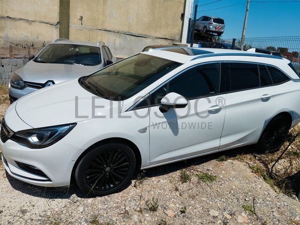 Opel Astra K Sports Tourer · Ano 2017