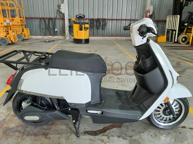 Urban Electric Motors Delivery 80