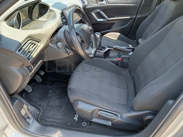 Peugeot 308 · Ano 2014