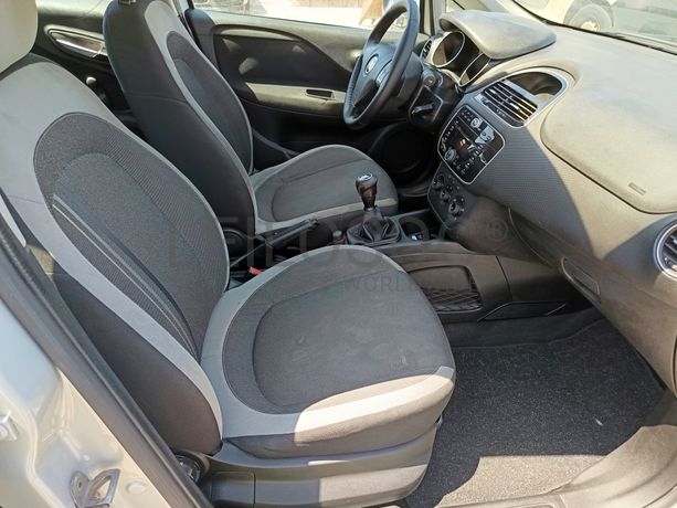 Fiat Punto · Ano 2013