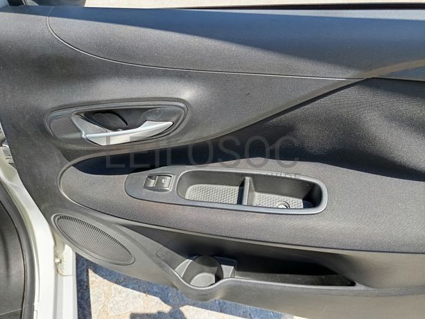 Fiat Punto · Ano 2013