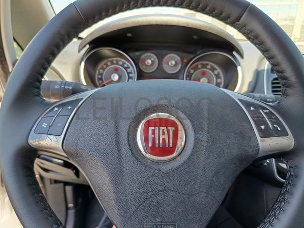 Fiat Punto · Ano 2013