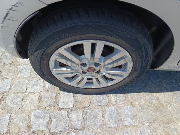 Fiat Punto · Ano 2013