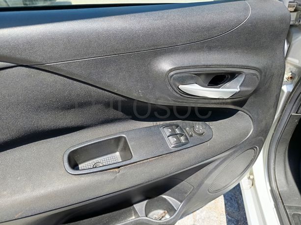 Fiat Punto · Ano 2013