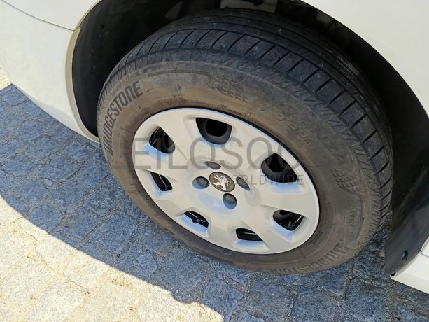 Peugeot Partner · Ano 2018