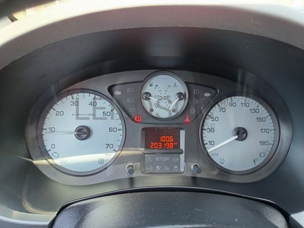 Peugeot Partner · Ano 2018