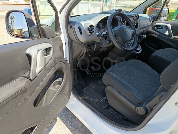 Peugeot Partner · Ano 2018