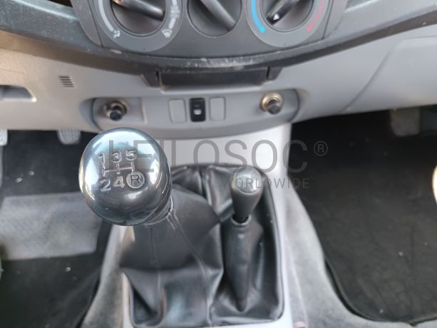 Toyota Hilux  · Ano 2005