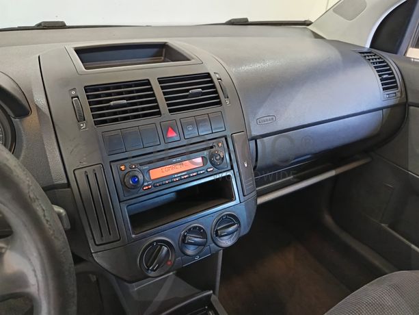 Volkswagen Polo · Ano 2005