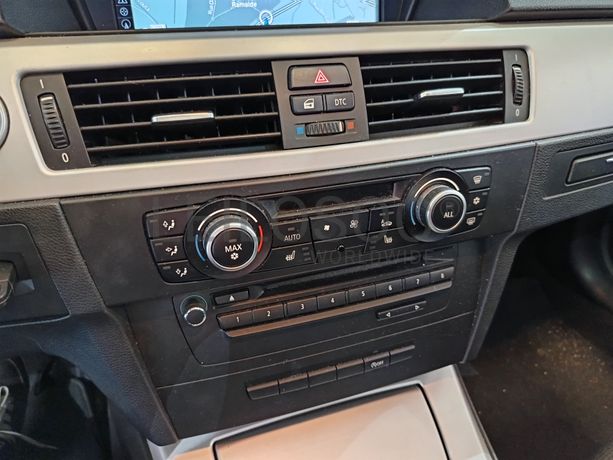 BMW 320D · Ano 2010